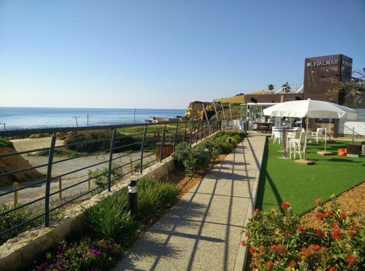 Armacao De Pera Praia Mar Sol Exteriér fotografie