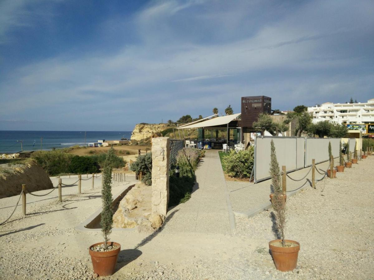 Armacao De Pera Praia Mar Sol Exteriér fotografie