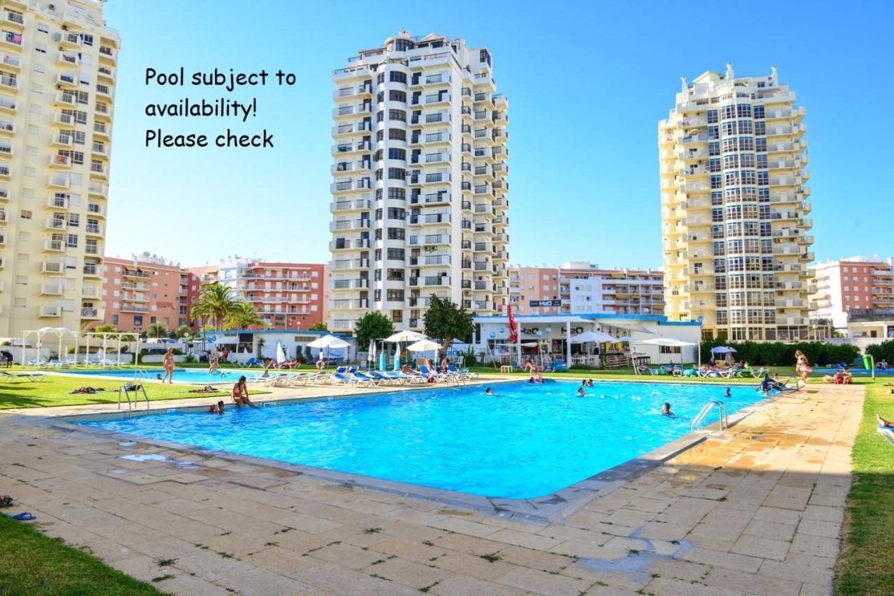 Armacao De Pera Praia Mar Sol Exteriér fotografie